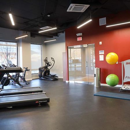 Luxury Apartment With Gym, Steps From Commuter Rail #4011 Reading Bagian luar foto