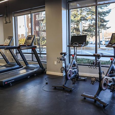 Luxury Apartment With Gym, Steps From Commuter Rail #4011 Reading Bagian luar foto